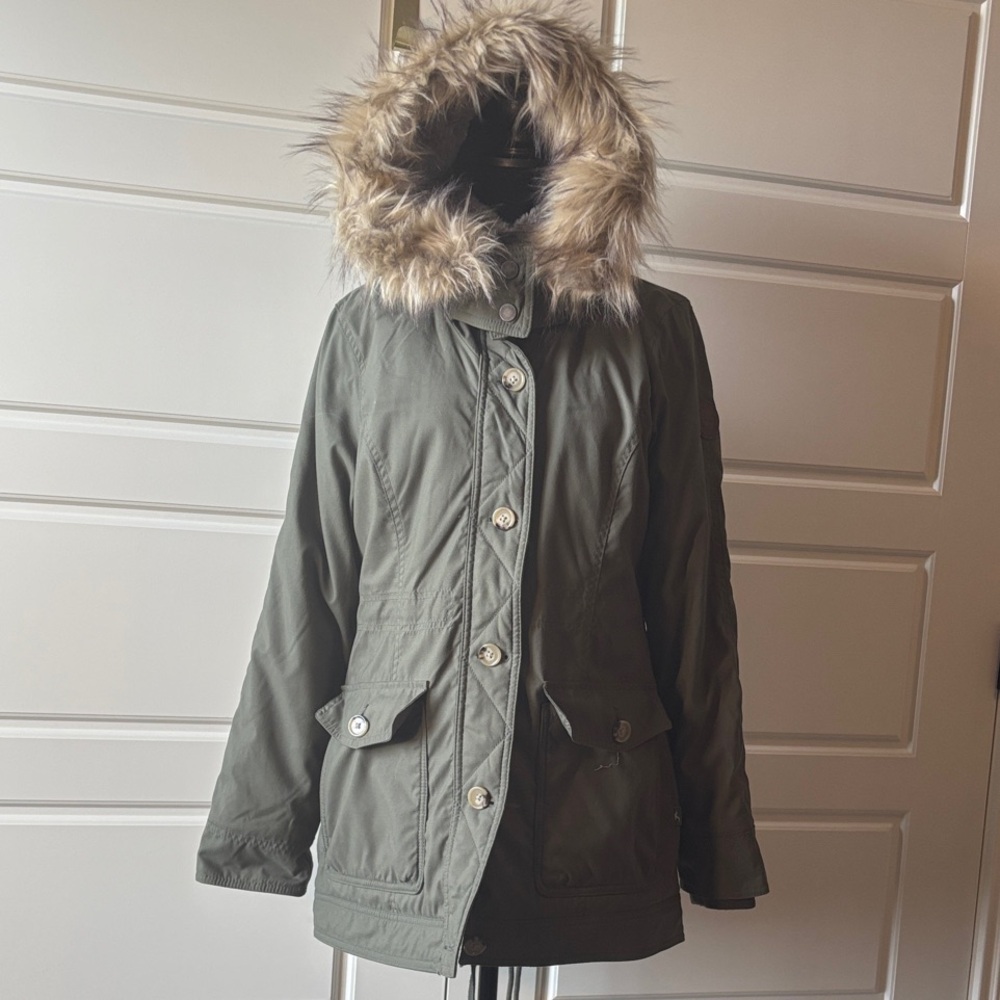 Hollister Ultimate Puffer Collection